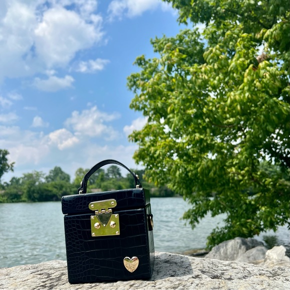 Crossbody bag - Picture 4 of 7